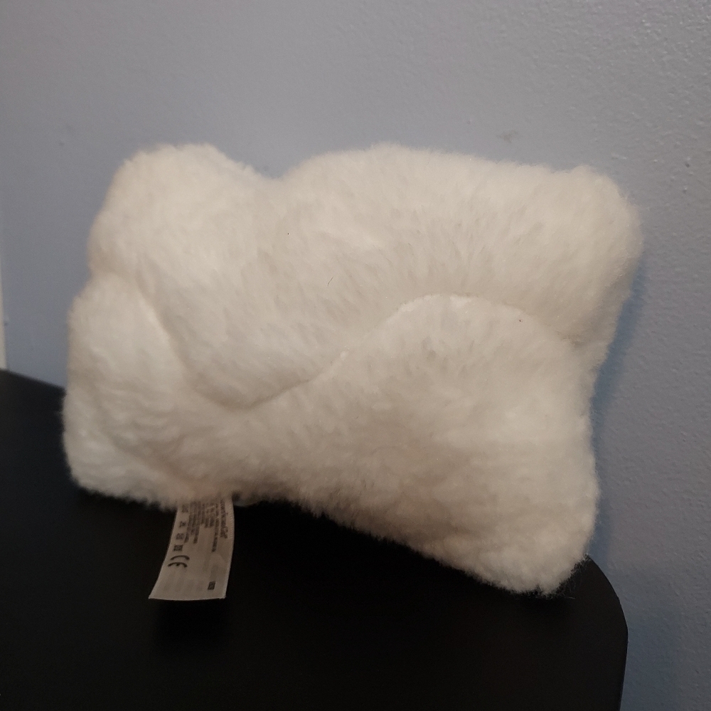 American girl White Pillow Fluffy 7in